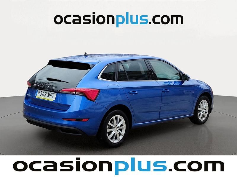 Usado Skoda Scala Ambition 110 CV (80 kW) 2023 Azul Utilitario