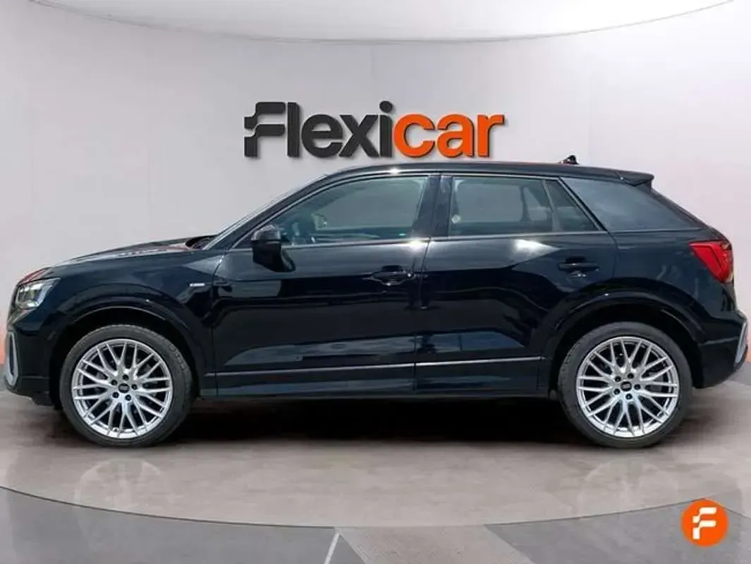 Usado Audi Q2 S-Line 116 CV (85 kW) 2024 Negro SUV