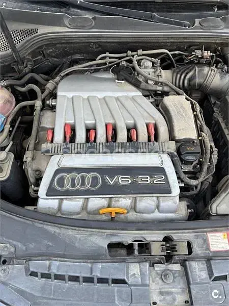 Usado Audi A3 Sportback Ambition 250 CV (183 kW) 2006 Negro Utilitario