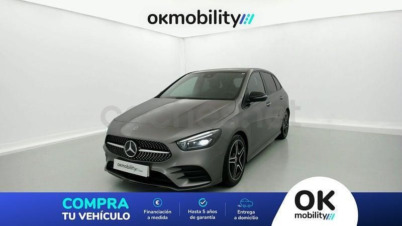 Usado Mercedes B200 150 CV (110 kW) 2022 Gris / plata Monovolumen