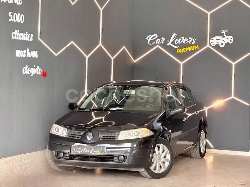 Usado Renault Mégane II Dynamique 110 CV (80 kW) 2006 Negro Berlina