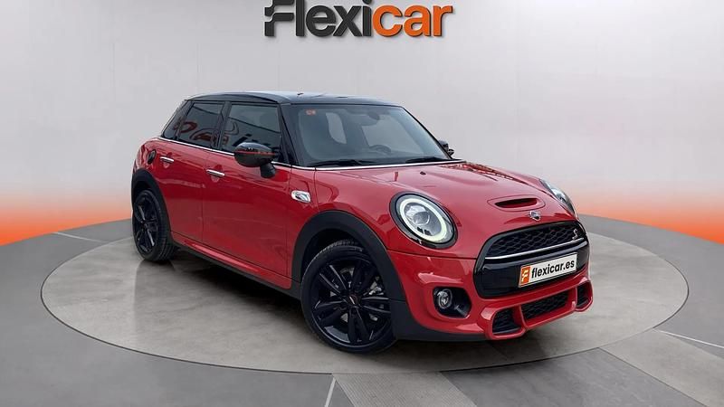 Usado Mini Cooper S 192 CV (141 kW) 2021 Rojo Utilitario
