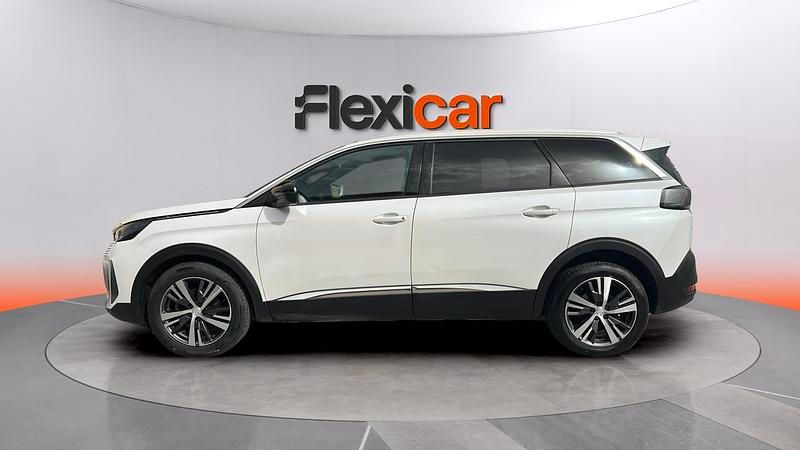 Usado Peugeot 5008 Allure 131 HP (96 kW) 2024 Branco SUV