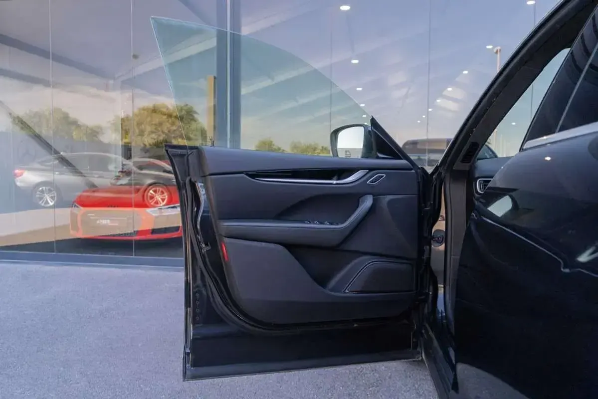 Usado Maserati Levante 275 CV (202 kW) 2018 Negro SUV
