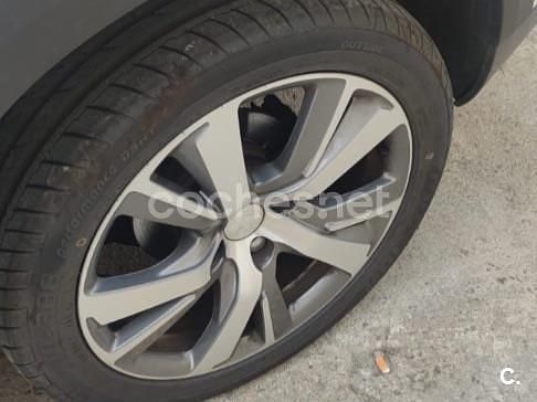 Blanco Usado 2019 Peugeot 2008 Allure SUV | 12.000 € (Super precio) - Imagen 1/4