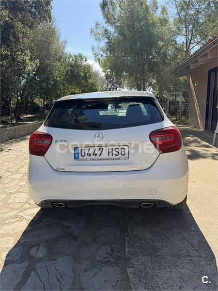 Usado Mercedes A180 Style 109 CV (80 kW) 2013 Blanco Berlina