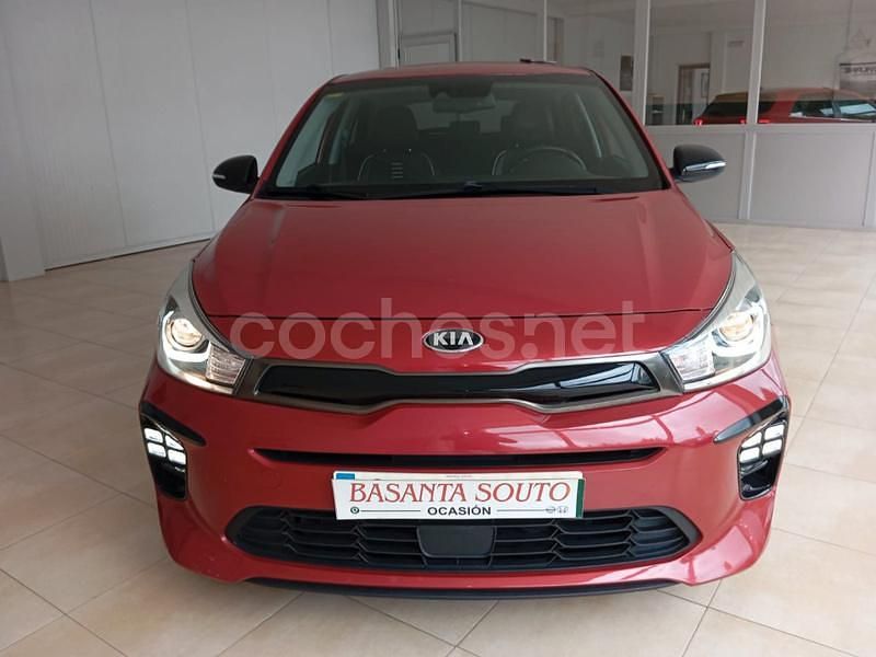 Usado Kia Rio GT-Line 120 CV (88 kW) 2020 Granate Berlina