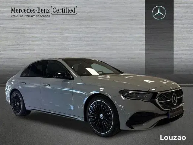 Usado Mercedes E220 197 CV (144 kW) 2024 Manufaktur gris alpino