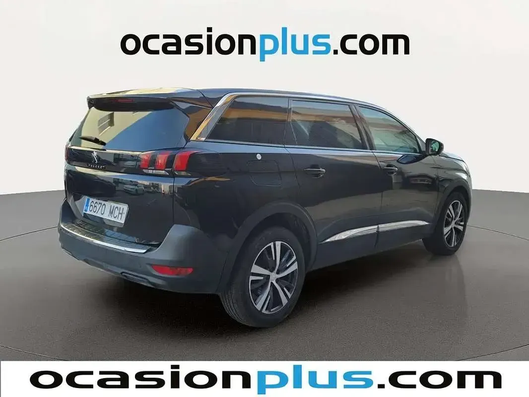 Usado Peugeot 5008 Allure 131 CV (96 kW) 2022 Negro SUV
