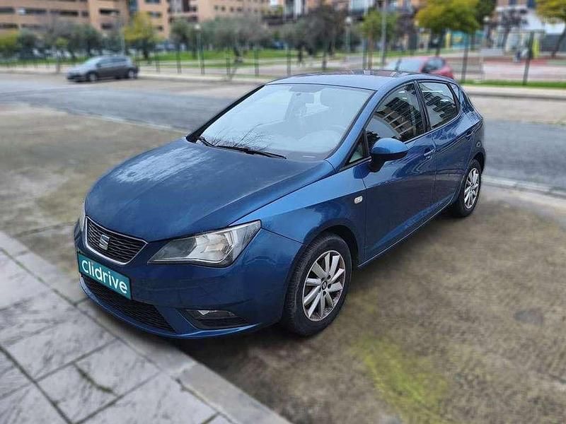 Usado Seat Ibiza Style 105 CV (77 kW) 2014 Azul Utilitario