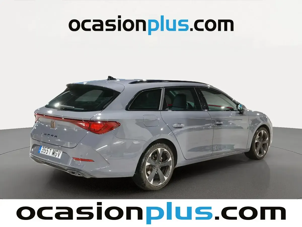 Usado Cupra Leon 150 CV (110 kW) 2023 Gris Monovolumen