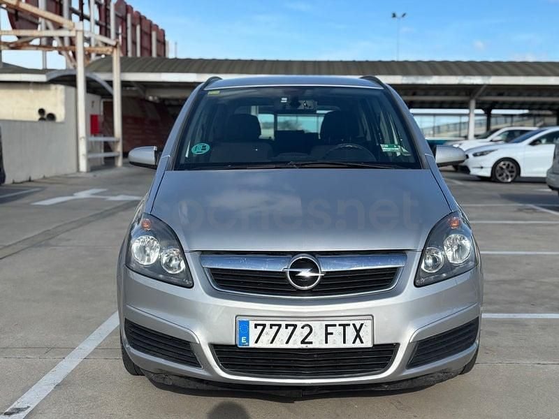 Usado Opel Zafira Cosmo 140 CV (102 kW) 2007 Gris / plata Monovolumen