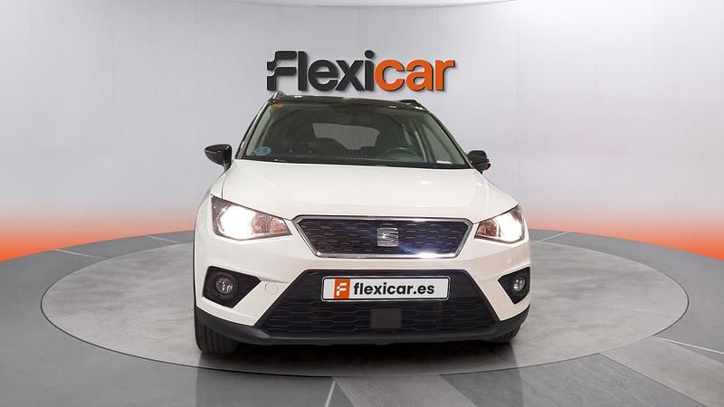 Usado Seat Arona Ecomotive 95 CV (69 kW) 2019 Blanco SUV