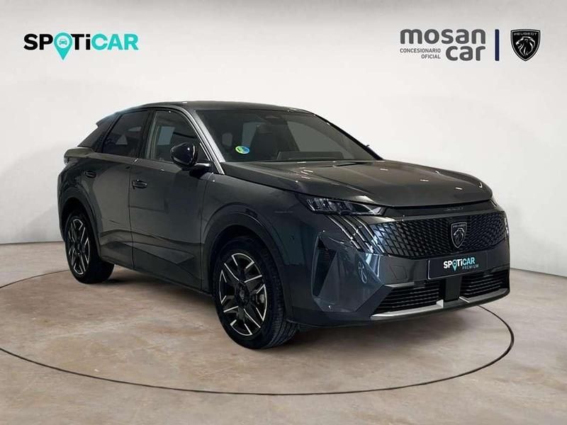 Usado Peugeot 3008 Allure 145 CV (106 kW) 2025 Gris SUV