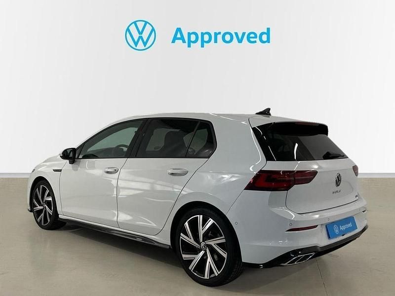 Usado VW Golf VII R-line 150 CV (110 kW) 2021 Blanco Utilitario
