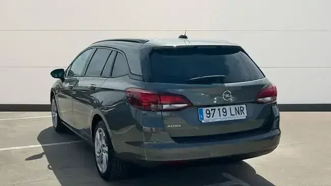 Usado Opel Astra Business Elegance 145 CV (106 kW) 2021 Otro Familiar