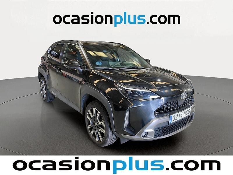 Usado Toyota Yaris Cross Style 132 CV (97 kW) 2025 Negro SUV