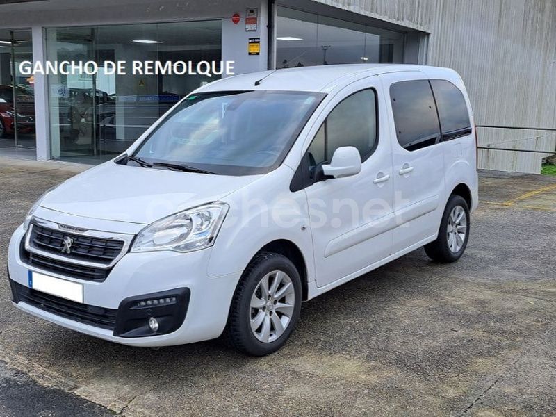 Blanco Usado 2019 Peugeot Partner Tepee Outdoor Monovolumen | 13.500 € (Un poco caro) - Imagen 1/4