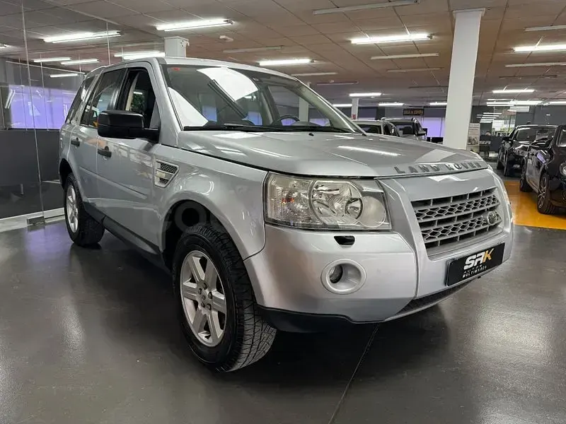 Usado Land Rover Freelander 2 SE 160 CV (117 kW) 2009 Gris / plata SUV