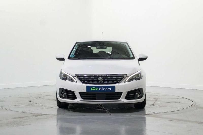 Usado Peugeot 308 Allure 131 CV (96 kW) 2021 Blanco Utilitario