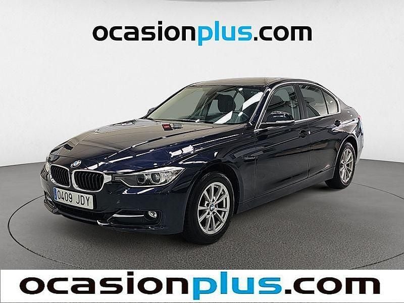 Azul Usado 2015 BMW 318 Berlina | 17.990 € (Precio justo) - Imagen 1/4