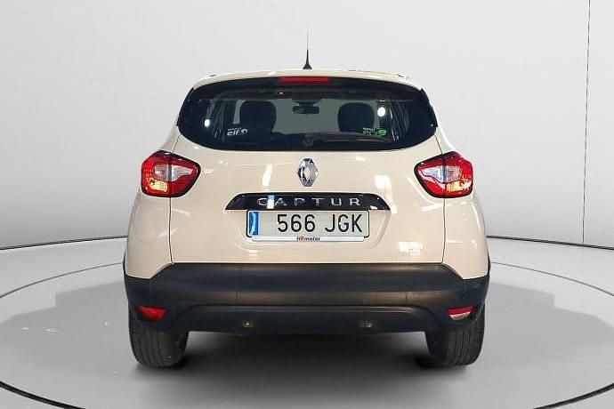 Usado Renault Captur Intens 90 CV (66 kW) 2015 SUV