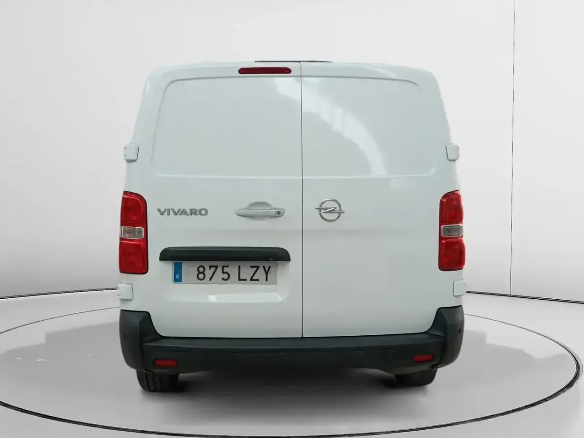 Usado Opel Vivaro-e Combi 102 CV (75 kW) 2022 Blanco Monovolumen
