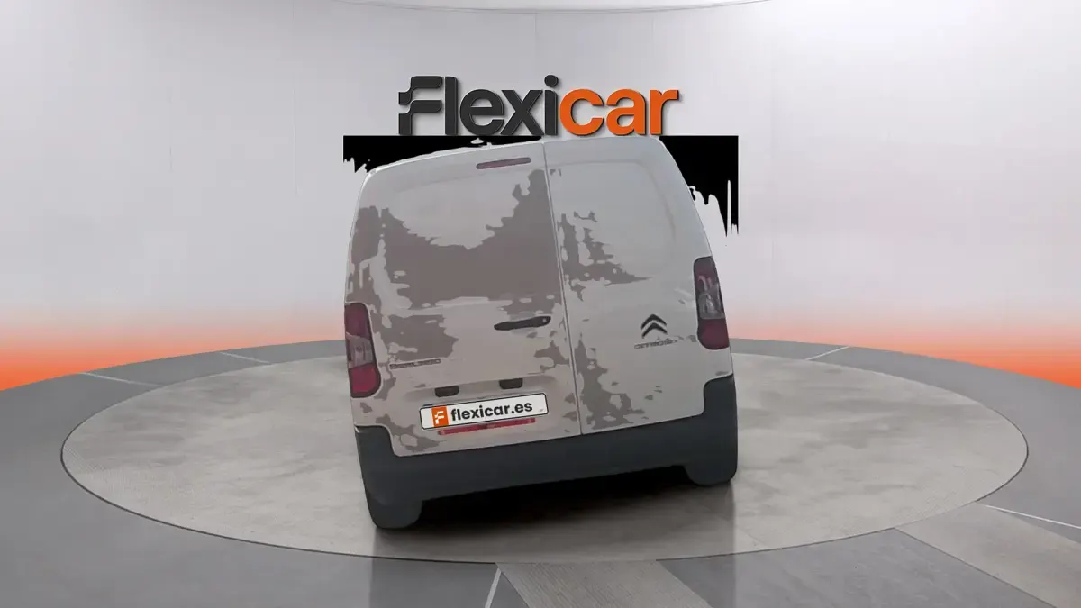 Usado Citroën Berlingo 102 CV (75 kW) 2021 Blanco Monovolumen