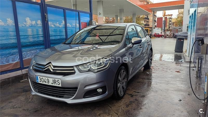 Gris / plata Usado 2016 Citroën C4 PureTech Berlina | 7900 € (Buen precio) - Imagen 1/4