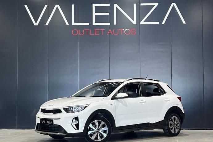 Usado 2023 Kia Stonic SUV | 15.900 € (Precio justo) - Imagen 1/4