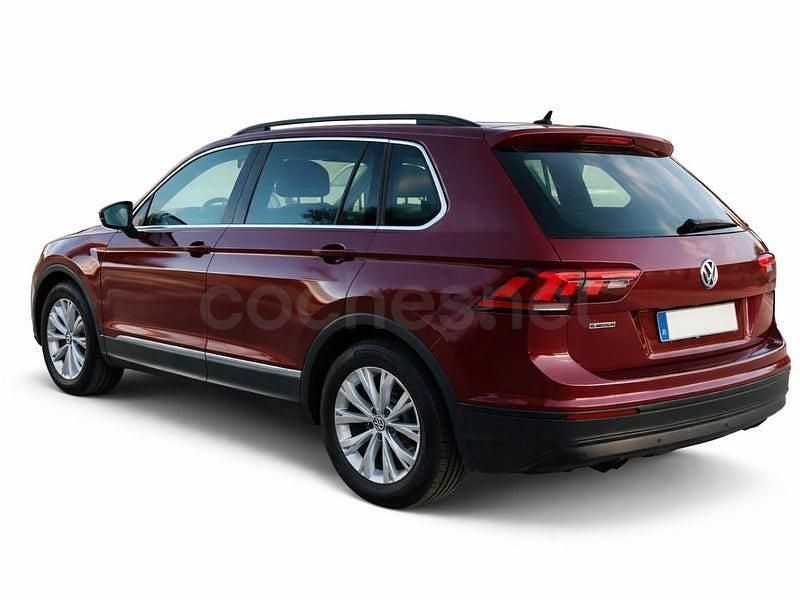 Usado VW Tiguan Advance 150 CV (110 kW) 2019 Granate SUV