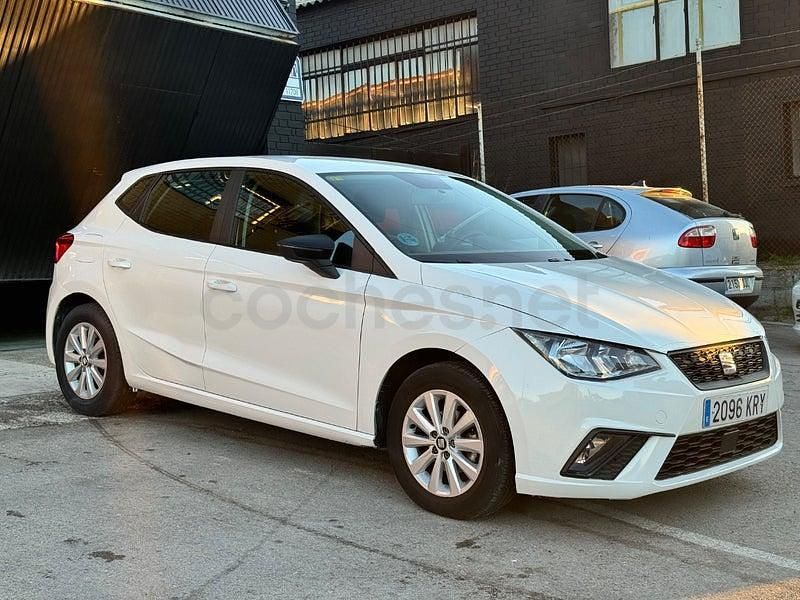 Usado Seat Ibiza Style 80 CV (58 kW) 2018 Blanco Utilitario
