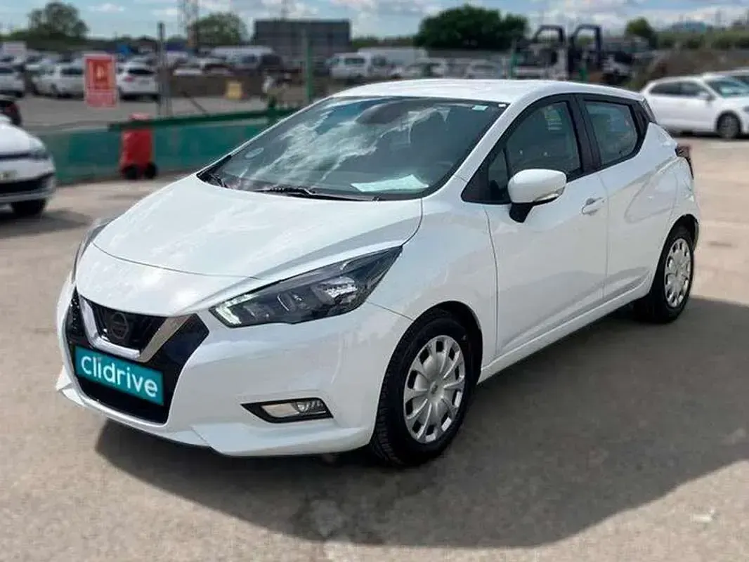 Usado Nissan Micra Acenta 101 CV (74 kW) 2023 Blanco Utilitario
