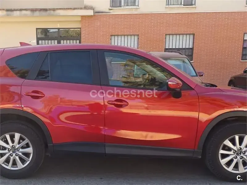 Usado Mazda CX-5 Style 150 CV (110 kW) 2016 Granate SUV