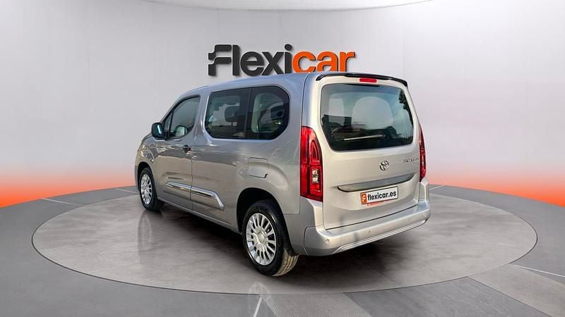 Usado Toyota Proace Verso Active 131 CV (96 kW) 2025 Gris Familiar