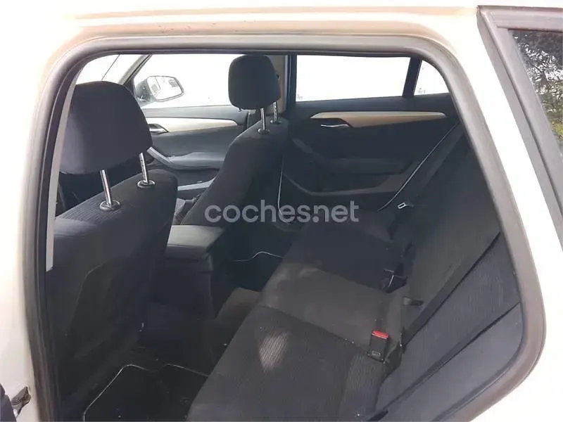 Usado BMW X1 143 CV (105 kW) 2013 Blanco SUV