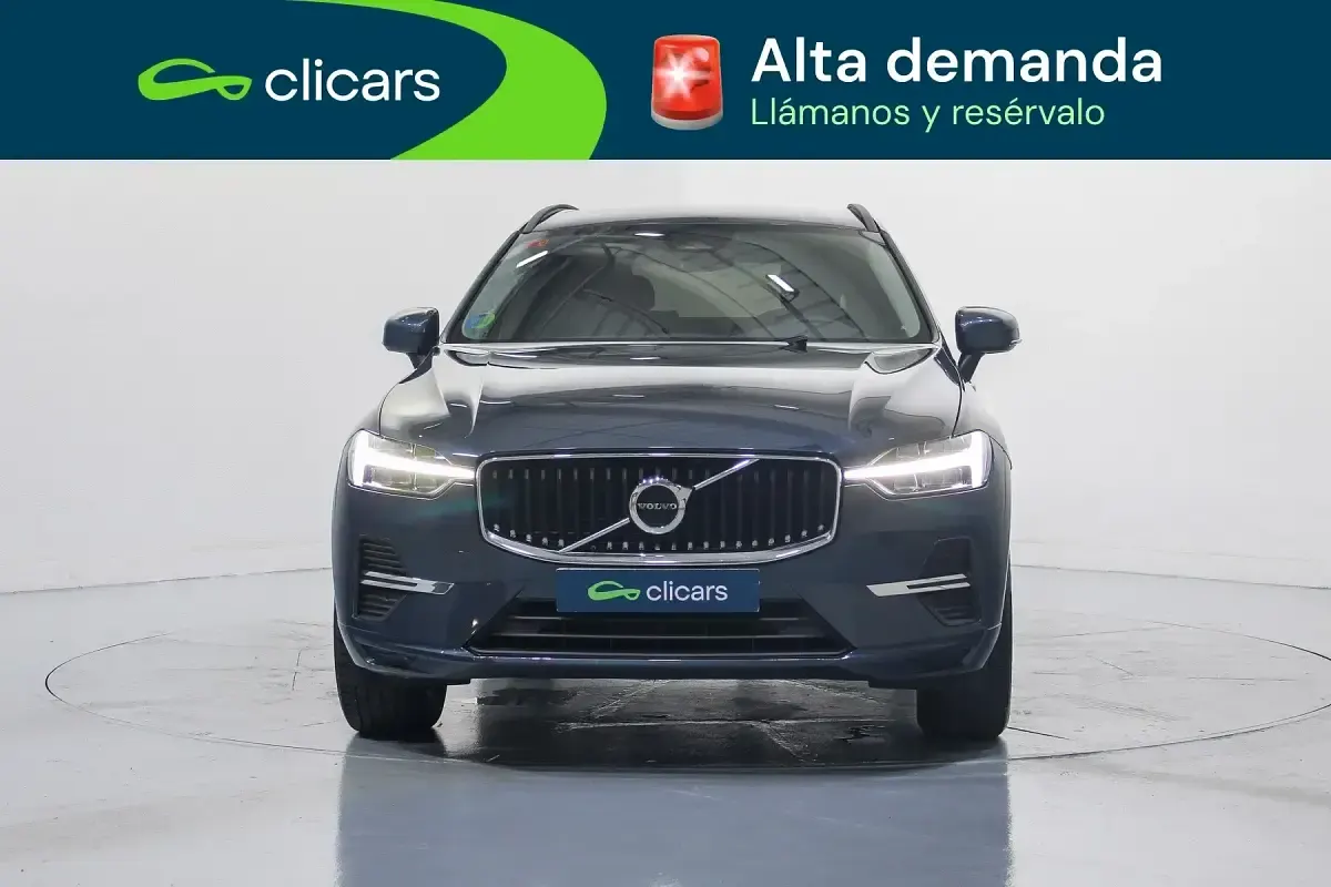 Usado Volvo XC60 Momentum 197 CV (144 kW) 2021 Azul SUV