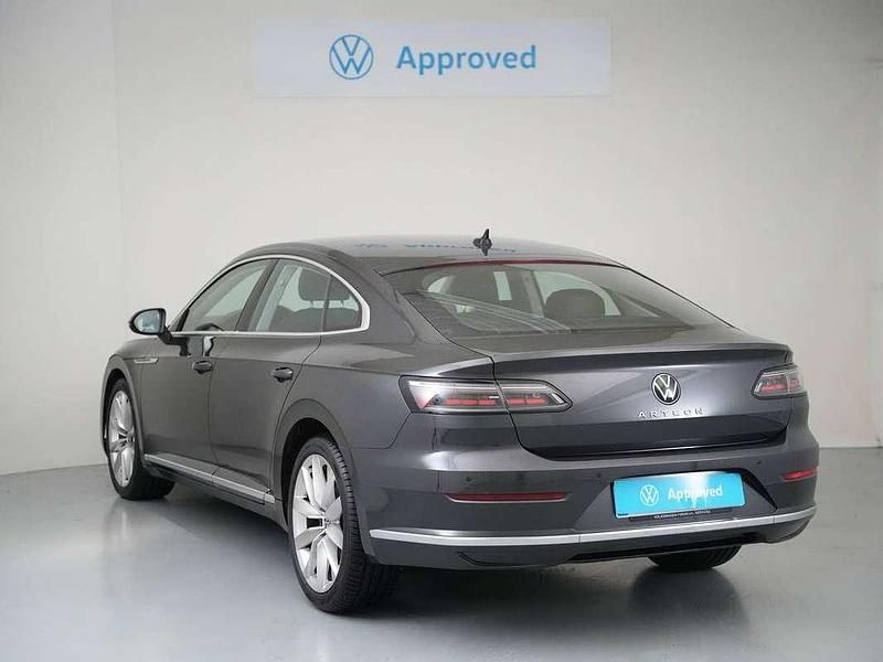 Usado VW Arteon Elegance 150 CV (110 kW) 2023 Gris Coupe