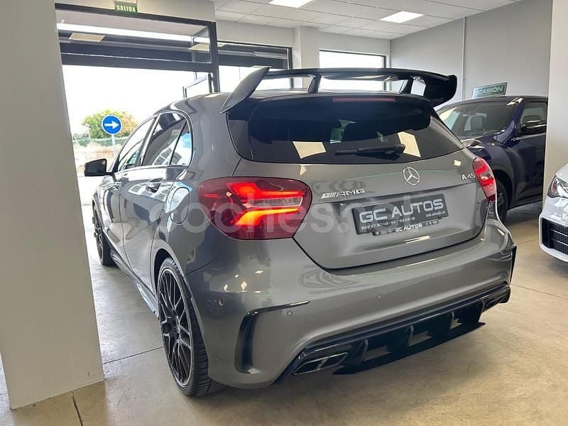 Usado Mercedes A45 AMG 381 CV (280 kW) 2016 Gris / plata Utilitario