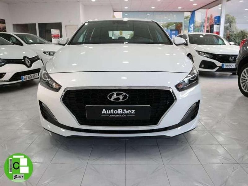 Usado Hyundai i30 GO! 110 CV (80 kW) 2019 Blanco Utilitario