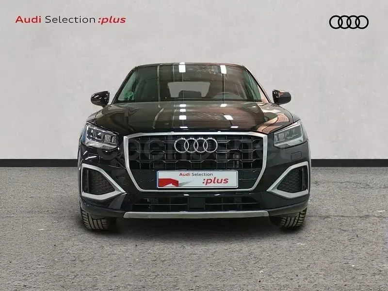 Usado Audi Q2 Advanced Plus 116 CV (85 kW) 2025 Negro SUV