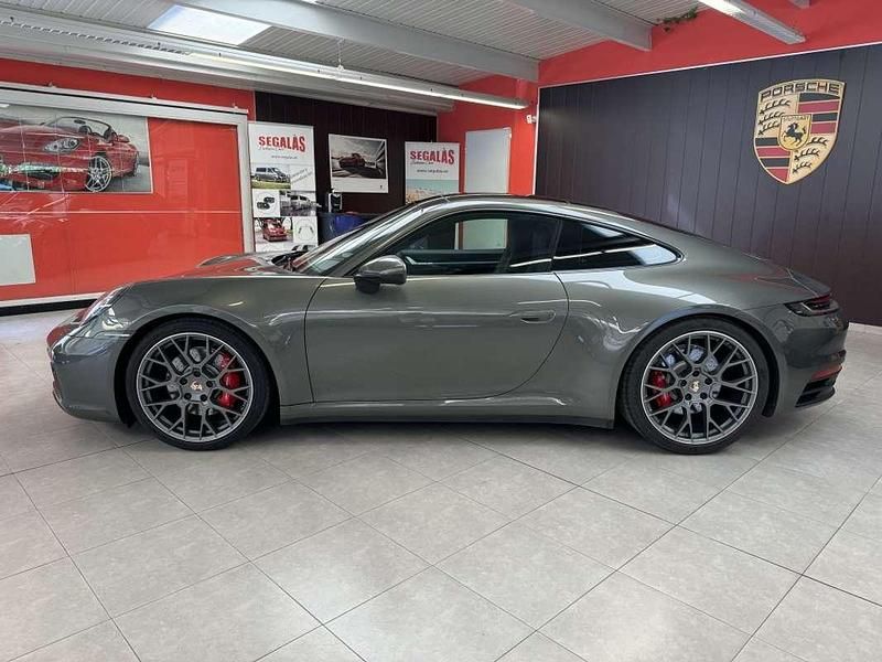 Usado Porsche 911 Carrera 4S 450 CV (330 kW) 2019 Verde Coupe