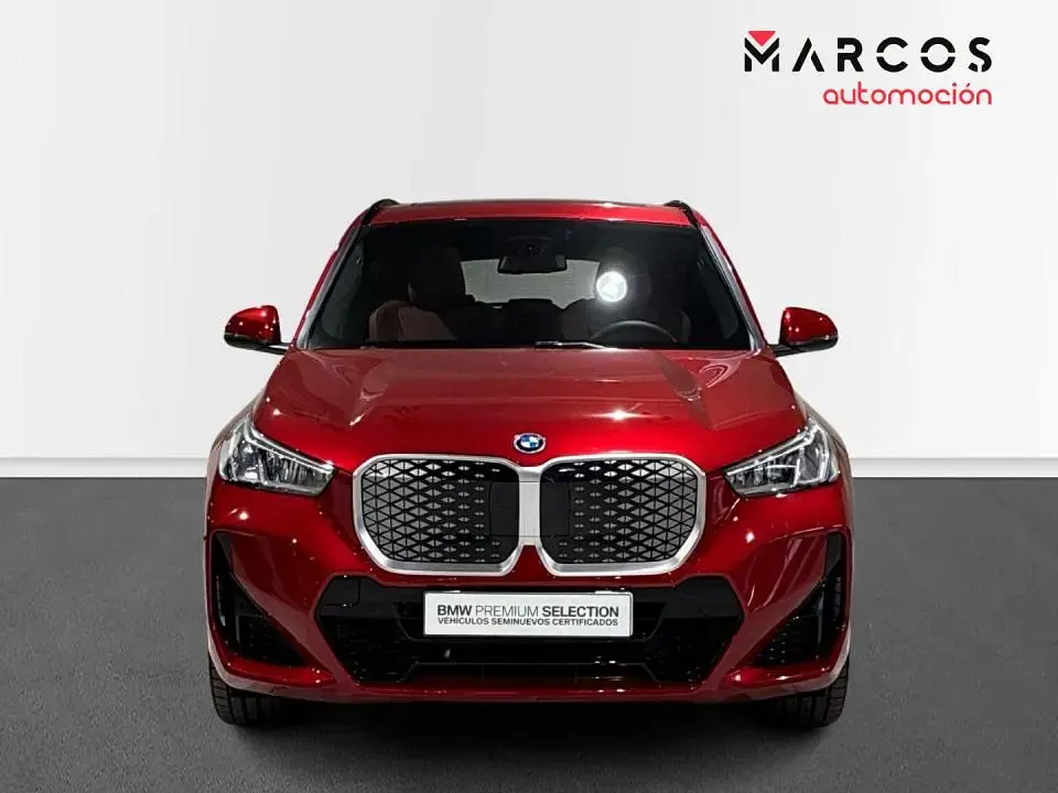 Nuevo BMW iX1 Luxury Line 150 kW (204 CV) 2026 Rojo SUV