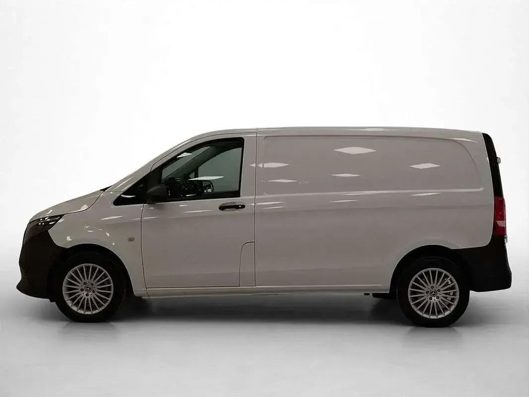 Usado Mercedes Vito 137 CV (100 kW) 2025 Blanco Van