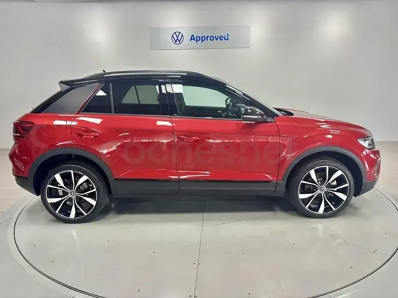 Nuevo VW T-Roc 115 CV (84 kW) 2025 Rojo SUV