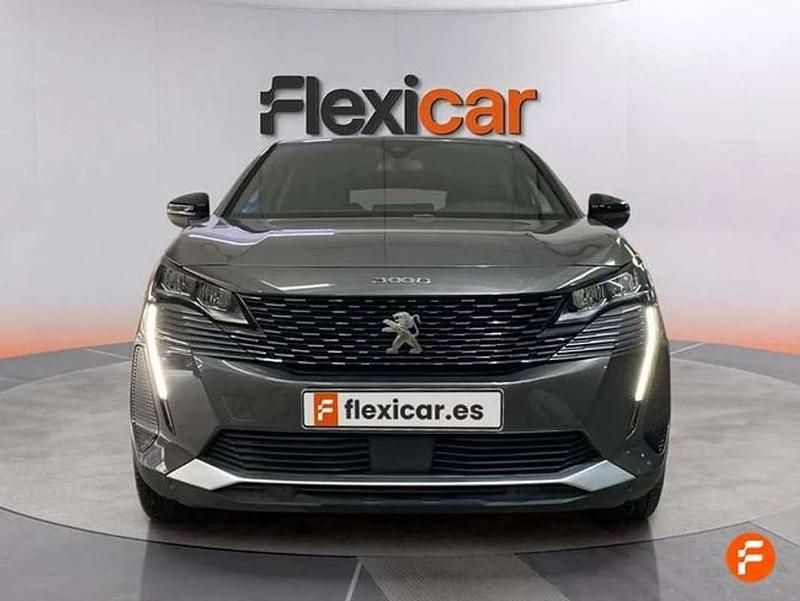 Usado Peugeot 3008 Allure 226 CV (166 kW) 2023 Gris SUV