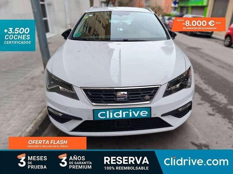Usado Seat Leon ST FR 150 CV (110 kW) 2018 Blanco Familiar