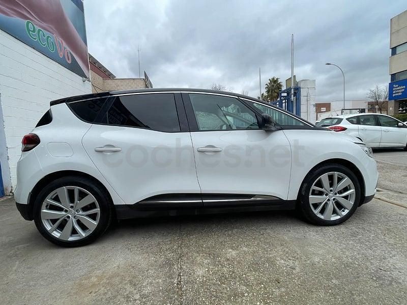 Usado Renault Scénic IV LIMITED 140 CV (102 kW) 2019 Blanco Monovolumen