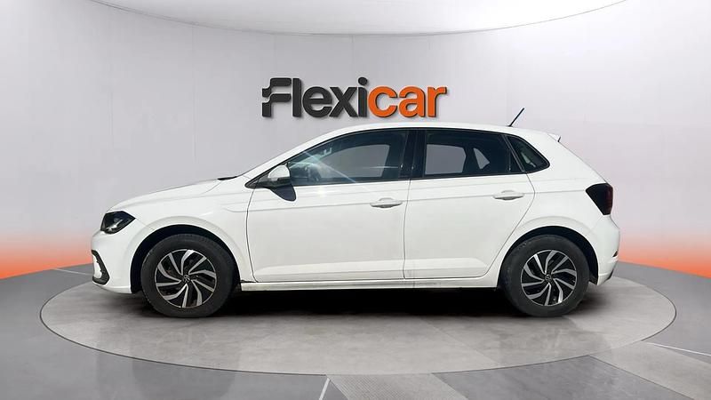 Używany VW Polo Life 95 KM (69 kW) 2021 Biały Hatchback