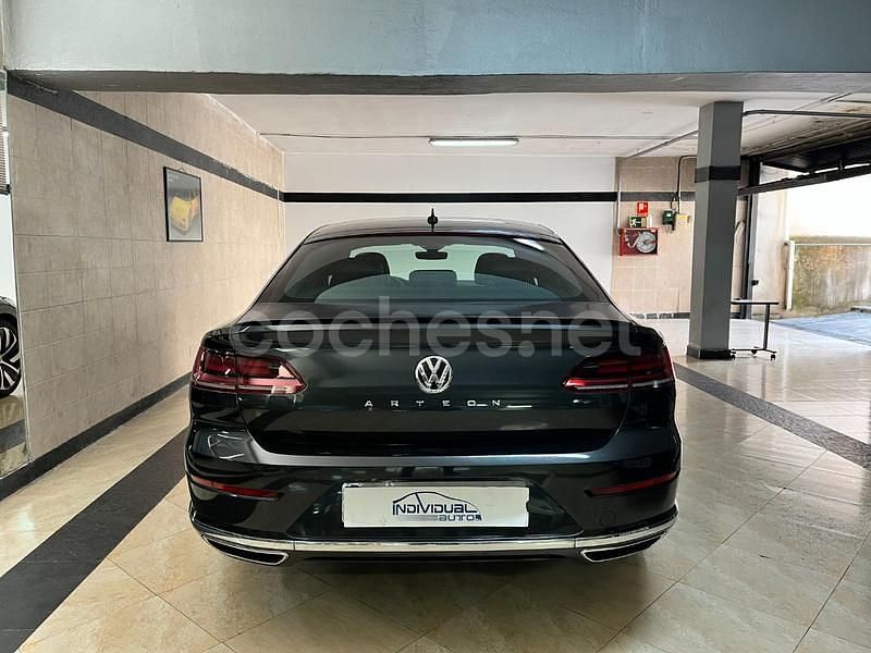 Usado VW Arteon R-line 150 CV (110 kW) 2020 Gris / plata Berlina